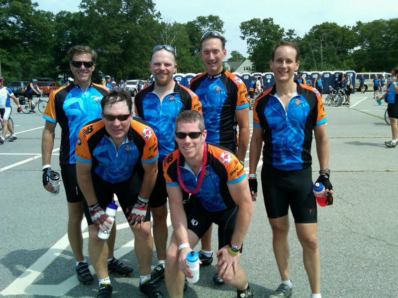 /pfpphotos/uploads/MW0196/MW0196.Gall.6 of us at a rest area Sat.JPG